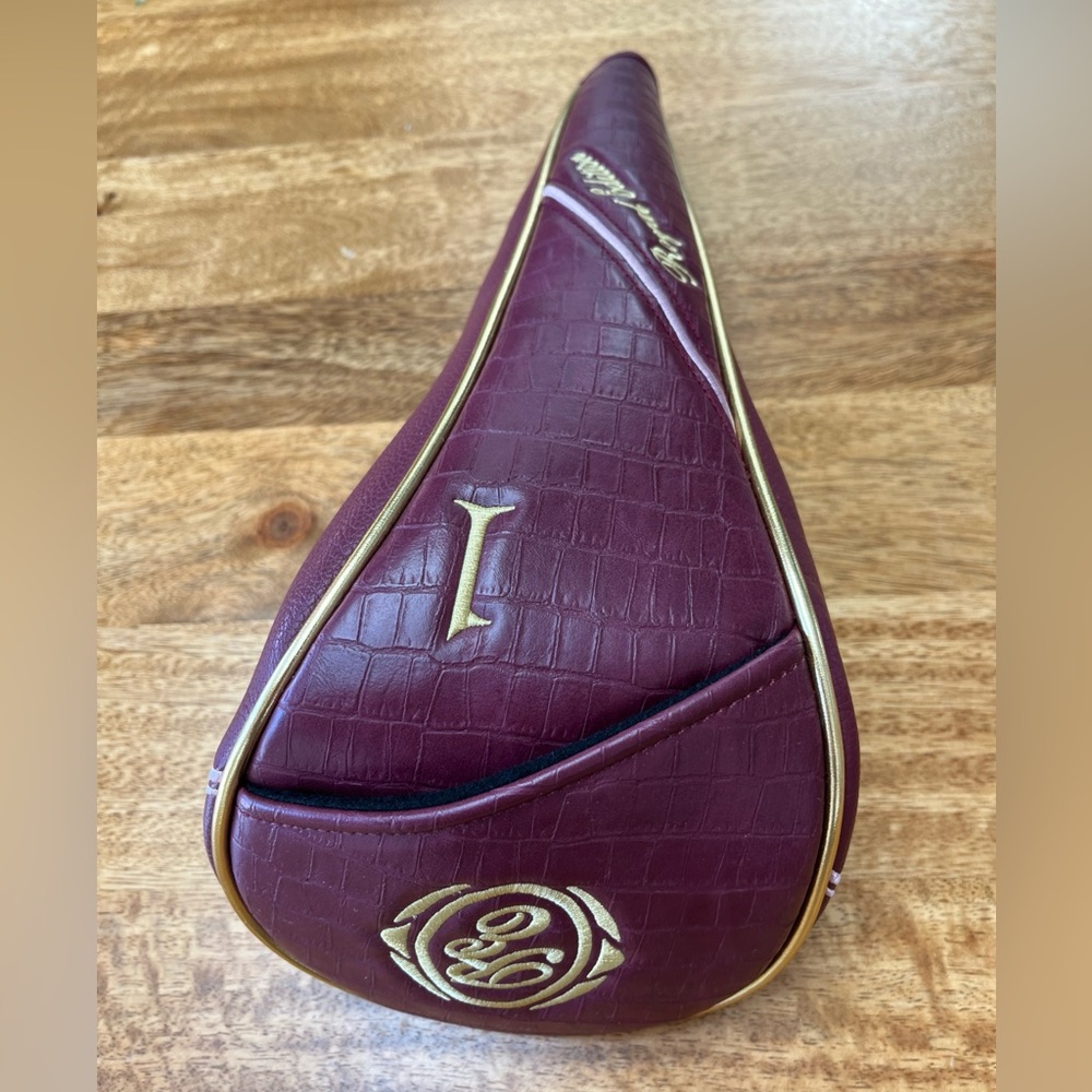 XXIO Royal Prime Ladies Maroon Golf “1” Driver Headcover Perfect Condition